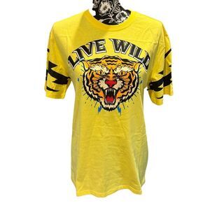 GOAT Live Wild Bright Shirt Size Small- Unisex